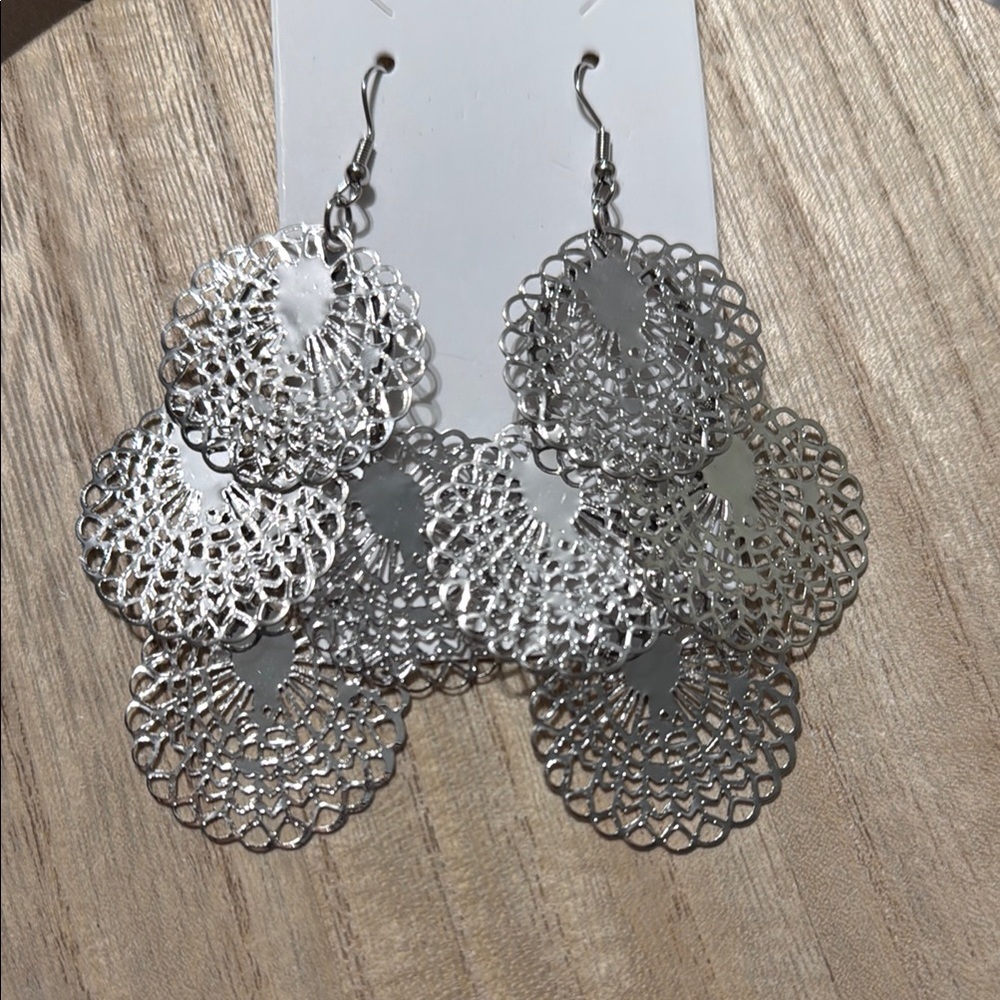 Elegant Silver Filigree Earrings